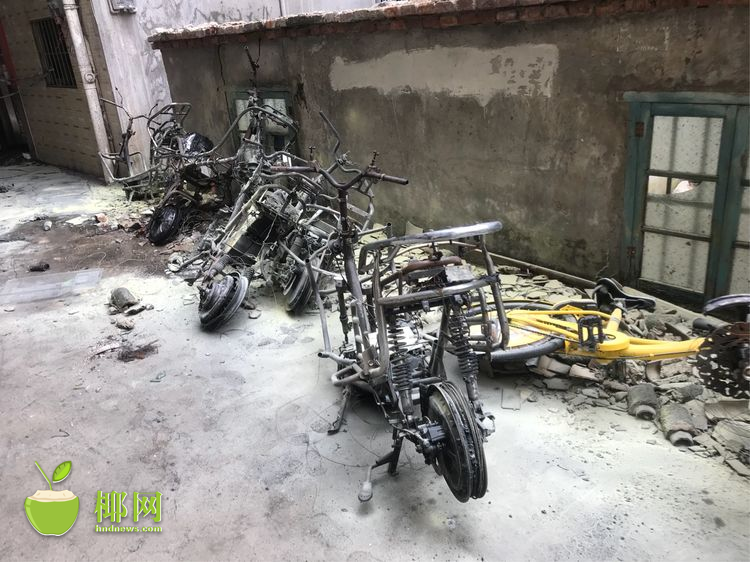 Slater：克萊曾要求庫(kù)里不要?jiǎng)佑脗€(gè)人影響力 來(lái)讓自己達(dá)到續(xù)約